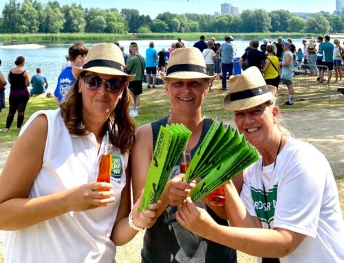 Zusehen, wie andere sich nass machen: Die Wassersportspiele am Reitbahnsee